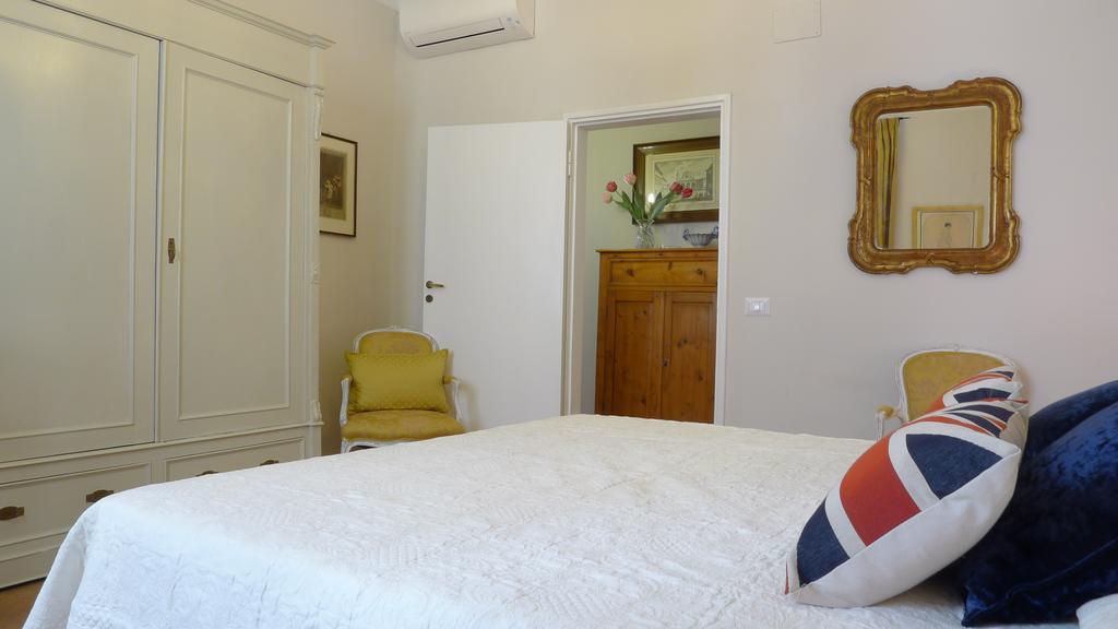 Apartament Arlecchino Florencja Pokój zdjęcie
