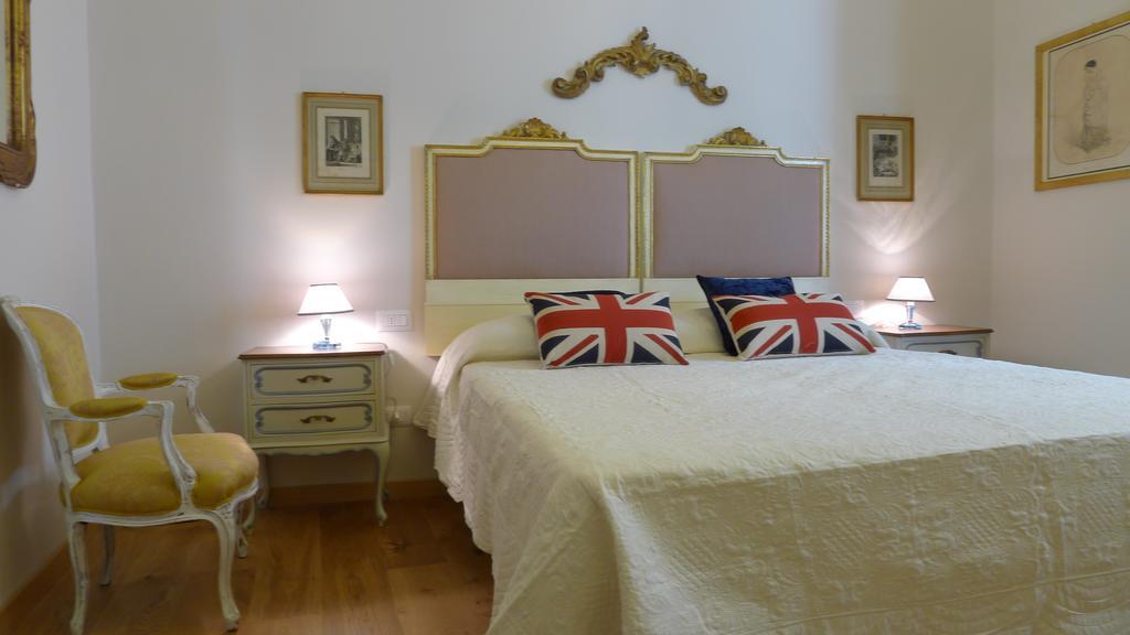Apartament Arlecchino Florencja Pokój zdjęcie