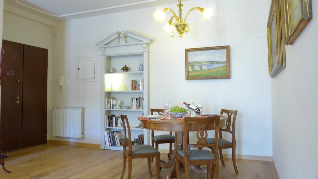 Apartament Arlecchino Florencja Pokój zdjęcie