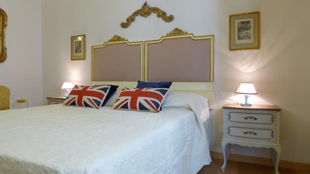 Apartament Arlecchino Florencja Pokój zdjęcie