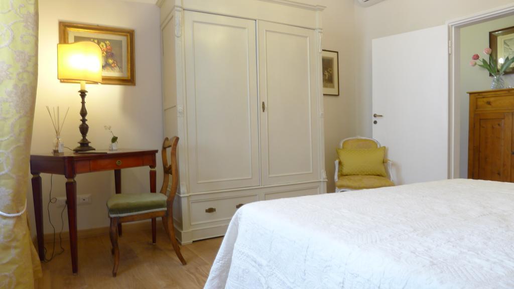 Apartament Arlecchino Florencja Pokój zdjęcie